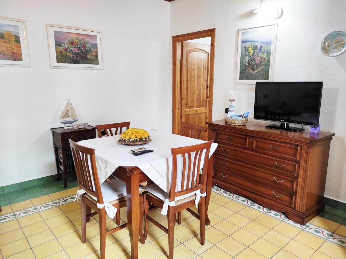 Casa Lupino Διαμέρισμα Orosei Εξωτερικό φωτογραφία